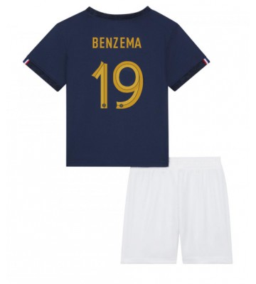 Frankrig Karim Benzema #19 Hjemmebanesæt Børn VM 2022 Kort ærmer (+ korte bukser)